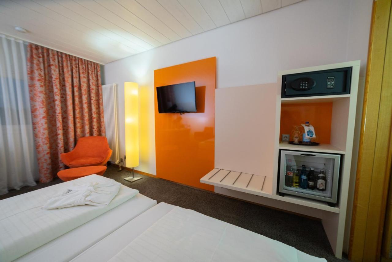 Stadt-Gut-Hotel Filderhotel Ostfildern Exteriör bild