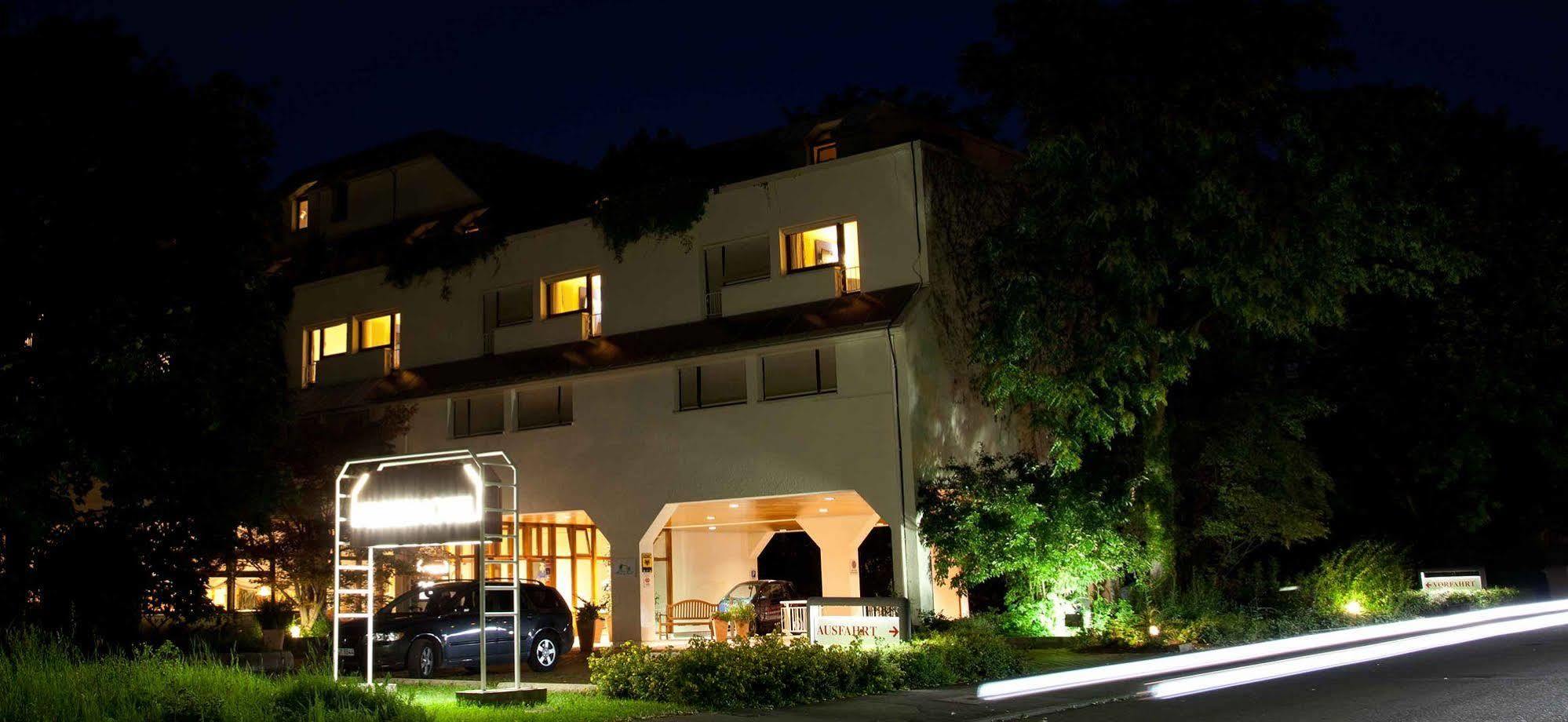 Stadt-Gut-Hotel Filderhotel Ostfildern Exteriör bild