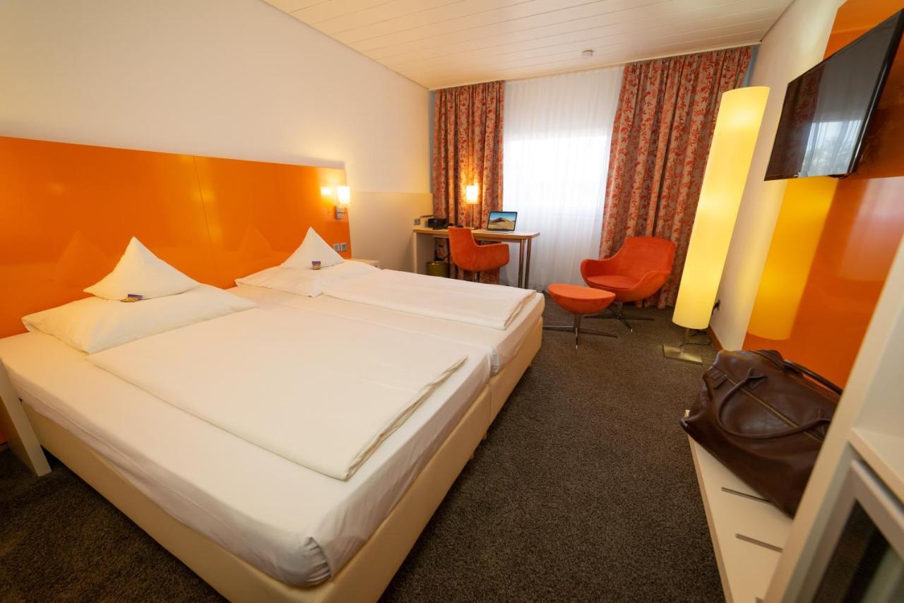 Stadt-Gut-Hotel Filderhotel Ostfildern Exteriör bild